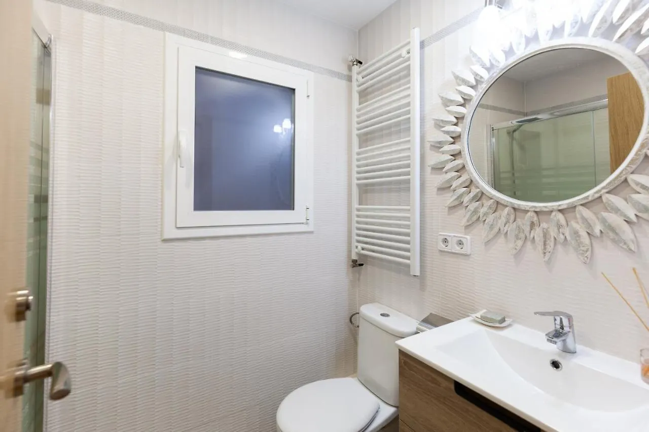 Tarracohomes, Th163 Apartamento Via Augusta Vistas Al Mar Tarragona 0*,